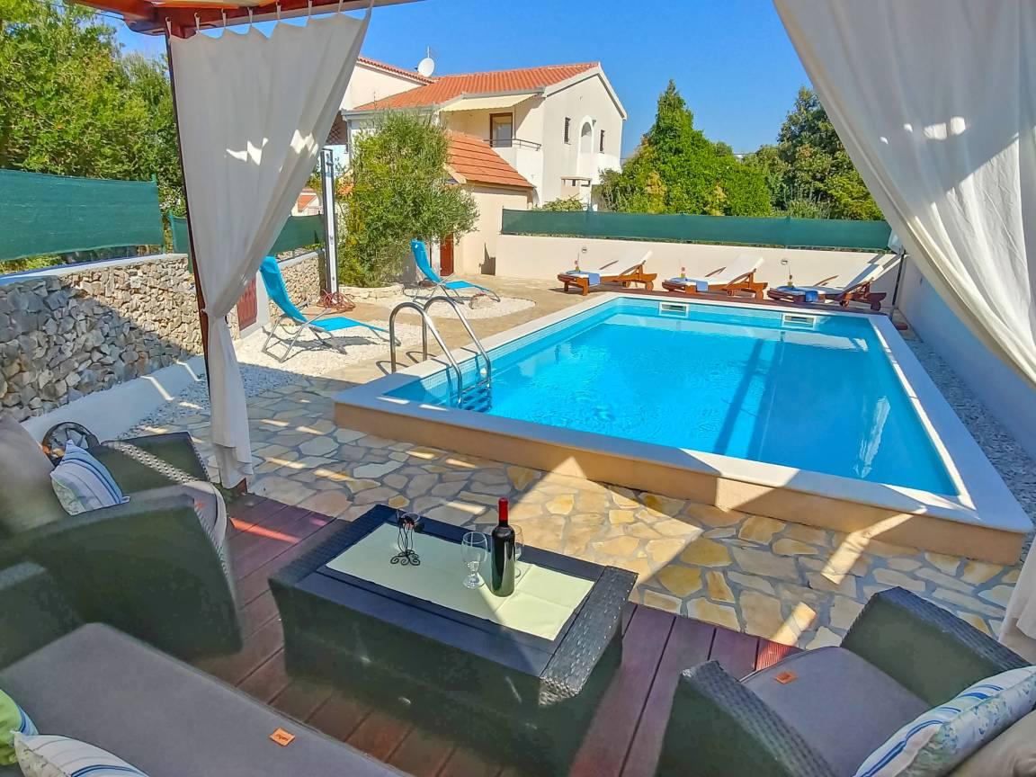 Vakantieappartement met privézwembad en zwembad in Rogoznica/Ražanj, Kroatië voor 6 personen foto 21