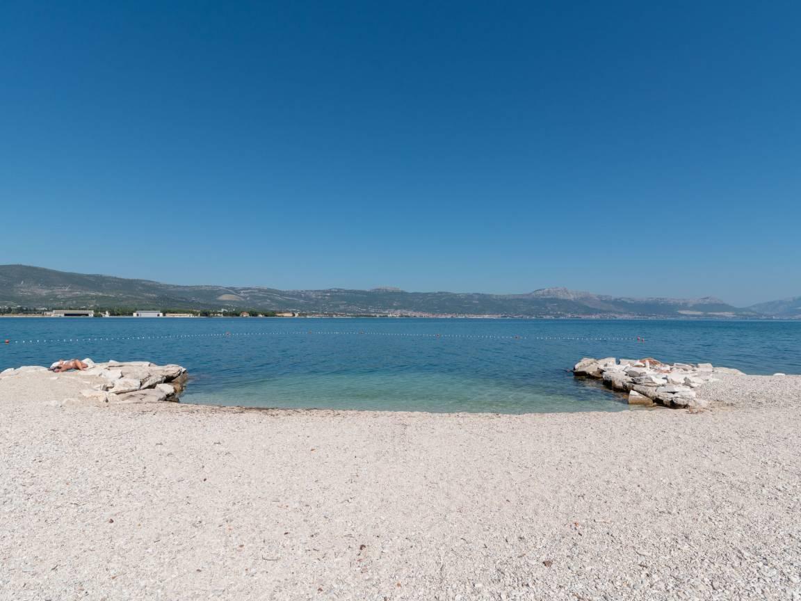 Vakantieappartement met zeezicht en zwembad in Trogir/Arbanija, Kroatië voor 4 personen foto 24