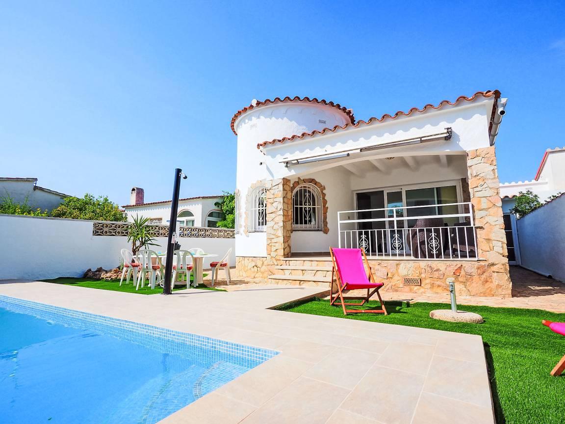 Vakantiehuis met privézwembad en zwembad in Empuriabrava, Spanje voor 6 personen foto 19
