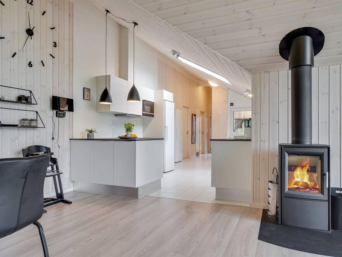 "Vara" - 800m from the sea in Vejby, Denemarken voor 14 personen foto 22