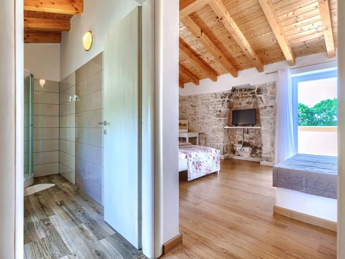 Vakantievilla met privézwembad en zeezicht in Rovinj/Bale, Kroatië voor 6 personen foto 25