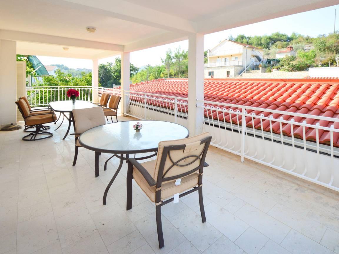 Villa Kursar in Zaton (Šibenik), Kroatië voor 14 personen foto 19