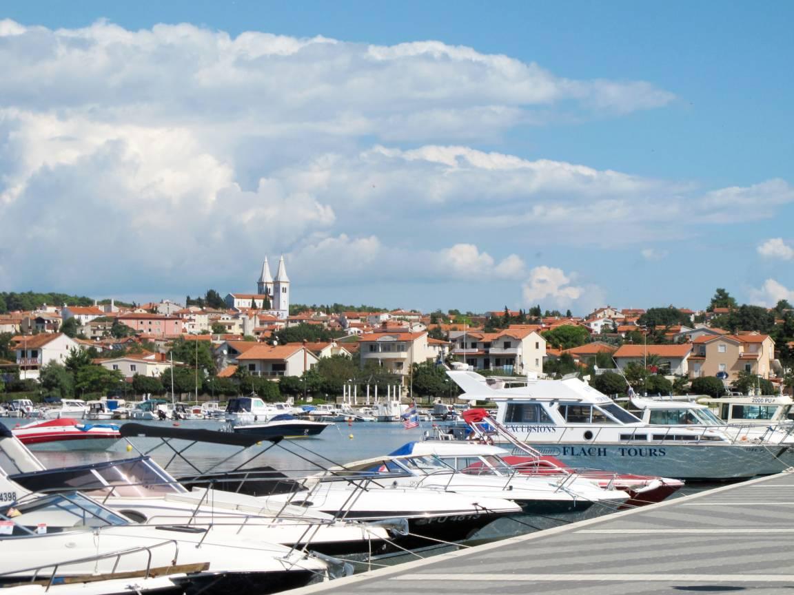 Vakantieappartement met zeezicht en ligging bij zee in Medulin, Kroatië voor 5 personen foto 23