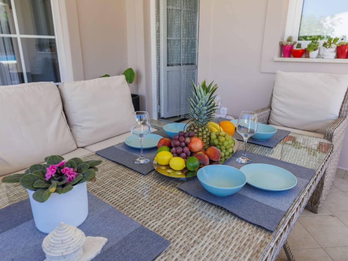 Vakantieappartement met privézwembad en zwembad in Štinjan, Kroatië voor 6 personen foto 19