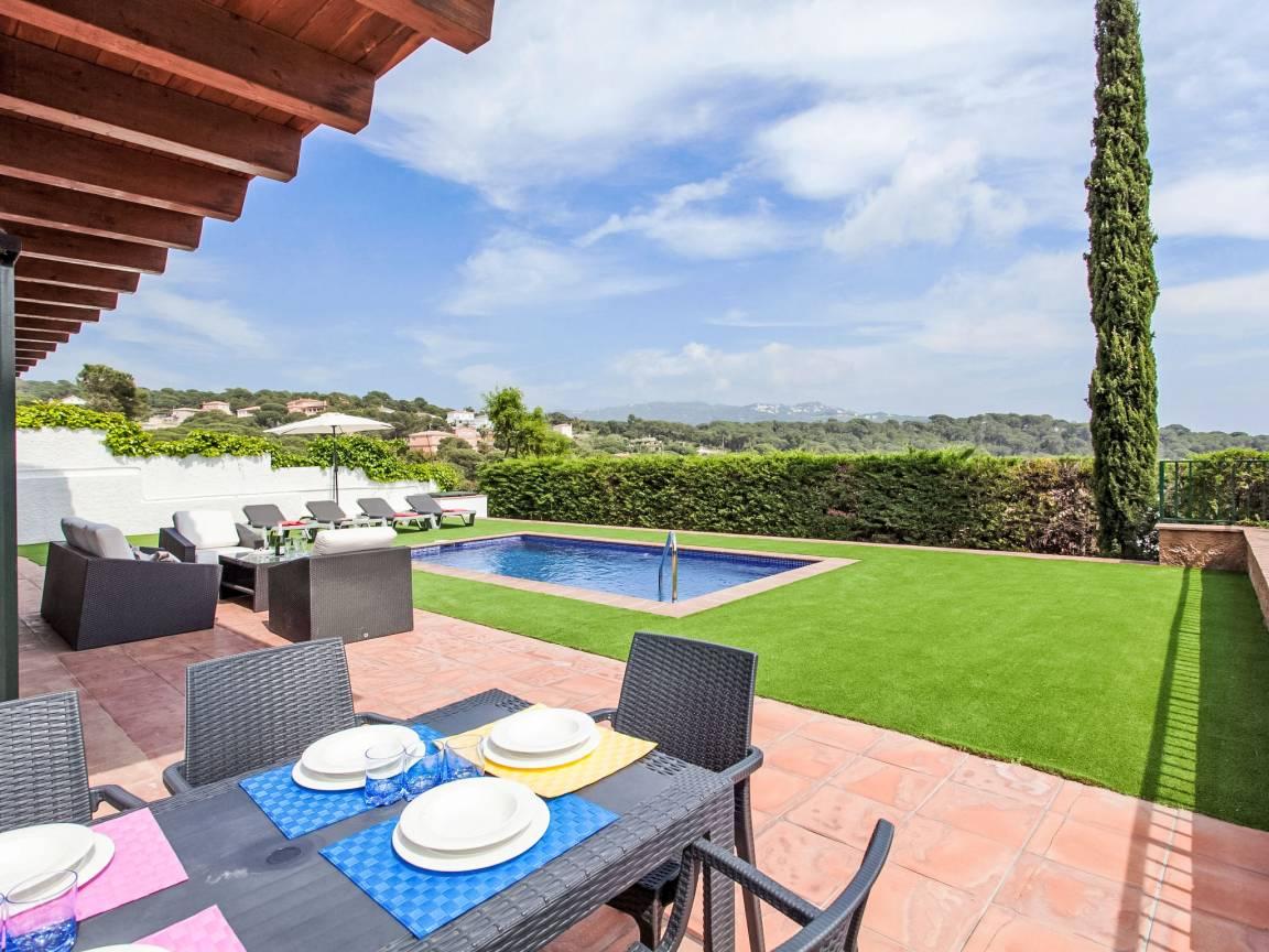 Vakantiehuis met privézwembad en zwembad in Lloret de Mar, Spanje voor 8 personen foto 22