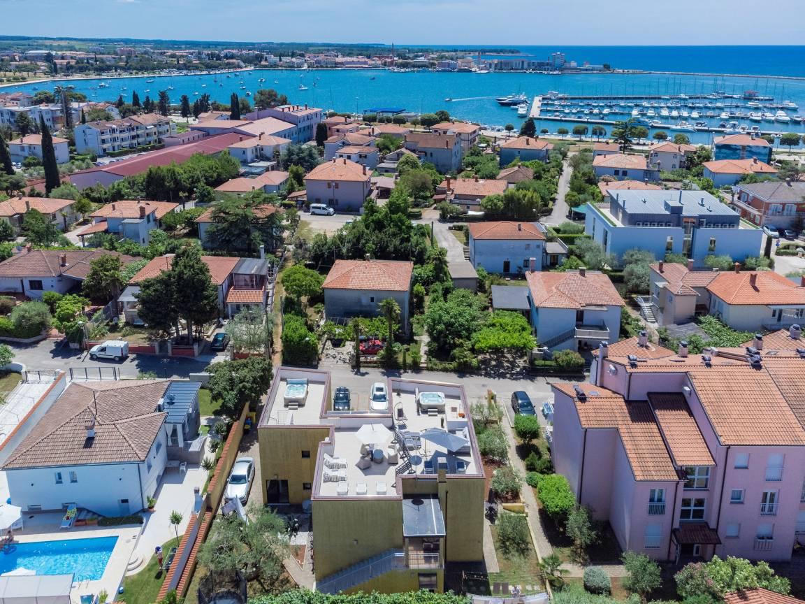 Vakantievilla met hottub en zwembad en 2 slaapkamers en hond toegestaan in Umag, Kroatië voor 6 personen foto 22