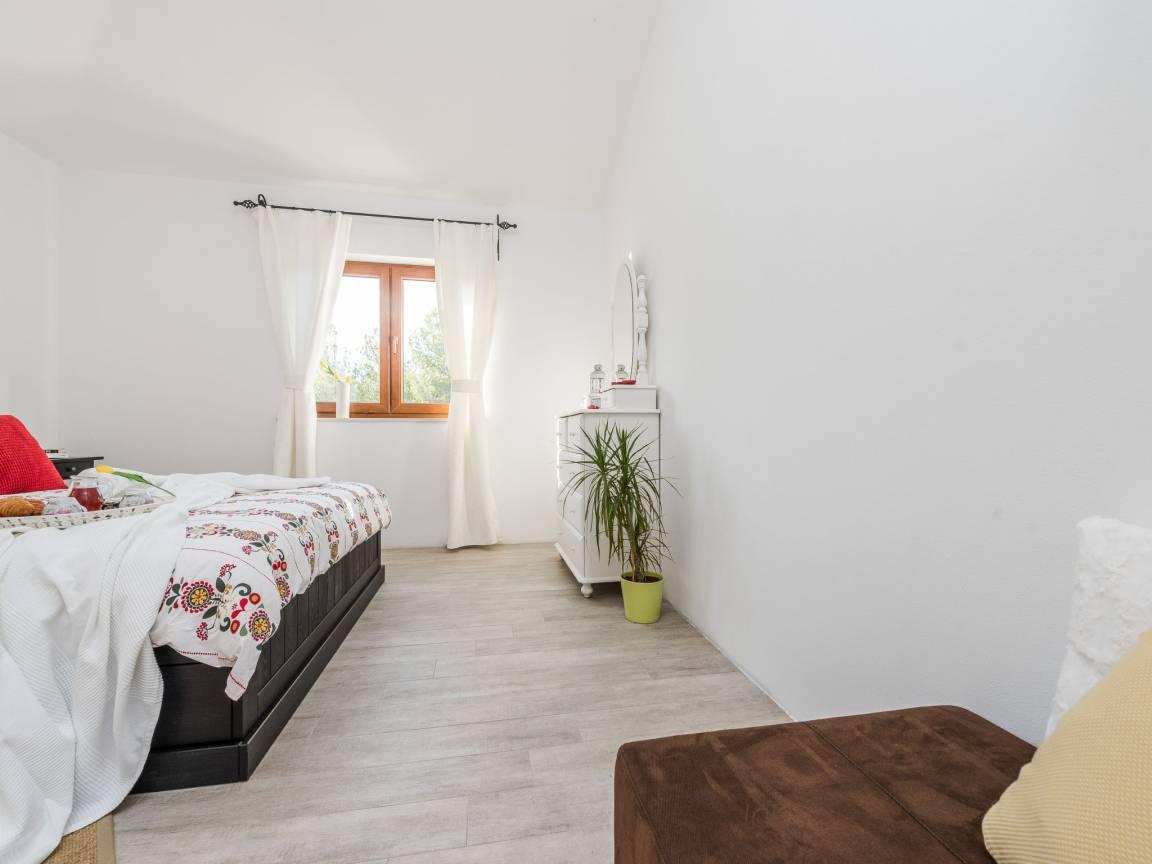 Vakantiehuis met privézwembad en zwembad in Rovanjska, Kroatië voor 10 personen foto 19