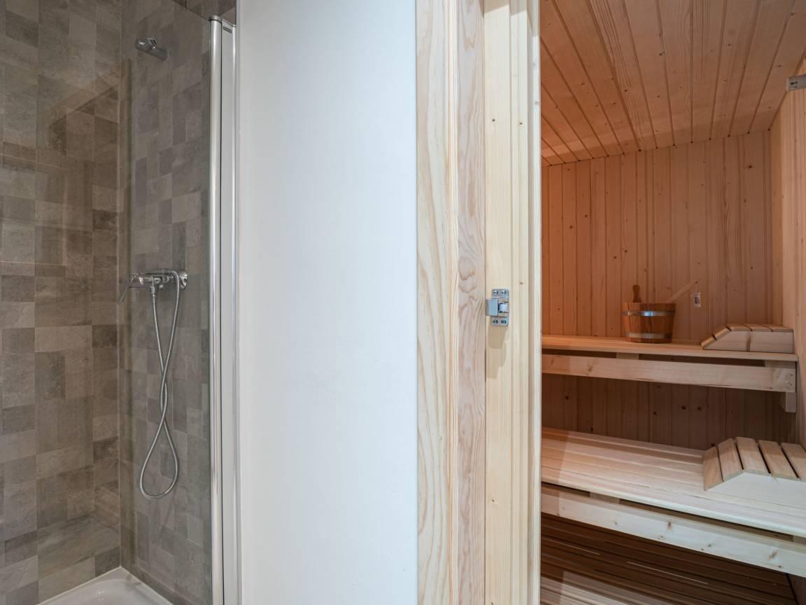 Vakantieappartement met sauna en zwembad in Estepona, Spanje voor 4 personen foto 21