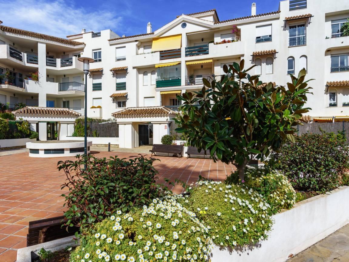 Vakantieappartement met zwembad en ligging bij zee in Marbella, Spanje voor 4 personen foto 22