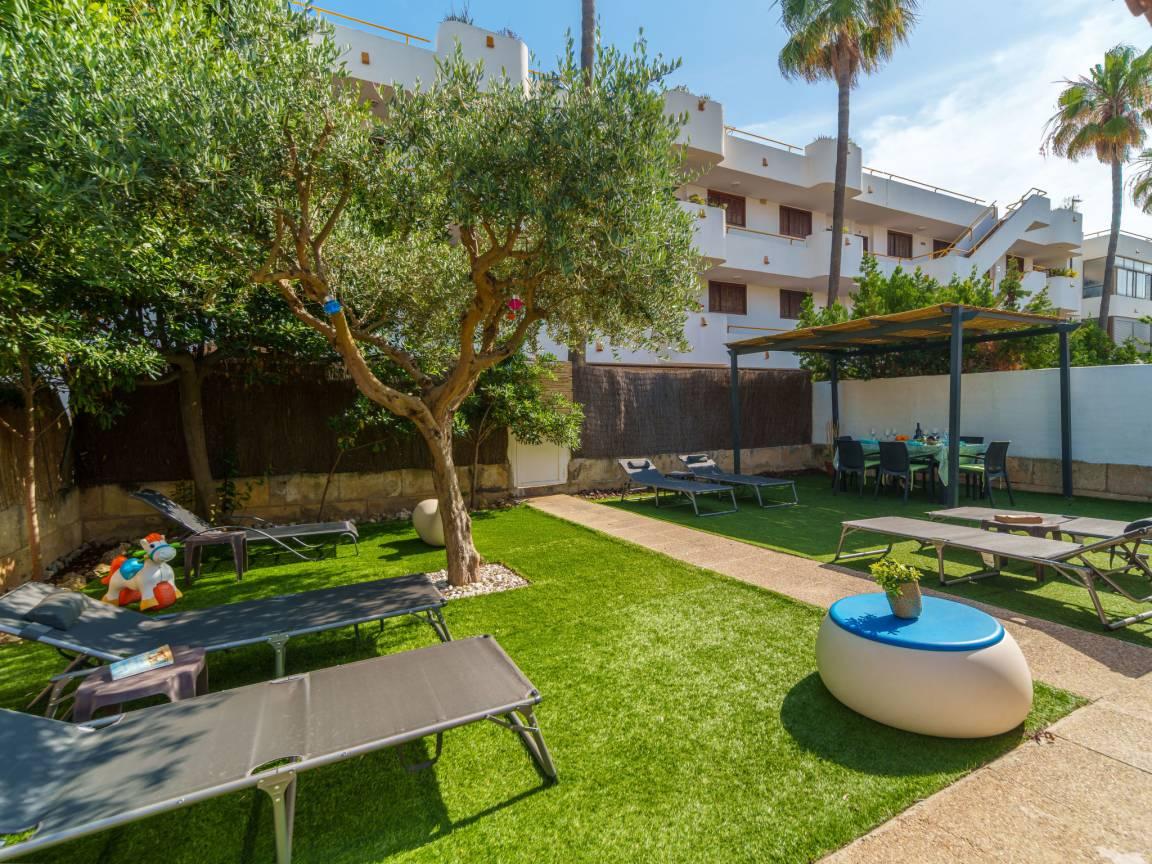 Vakantievilla met zwembad en ligging bij zee in Port d'Alcúdia, Spanje voor 6 personen foto 25