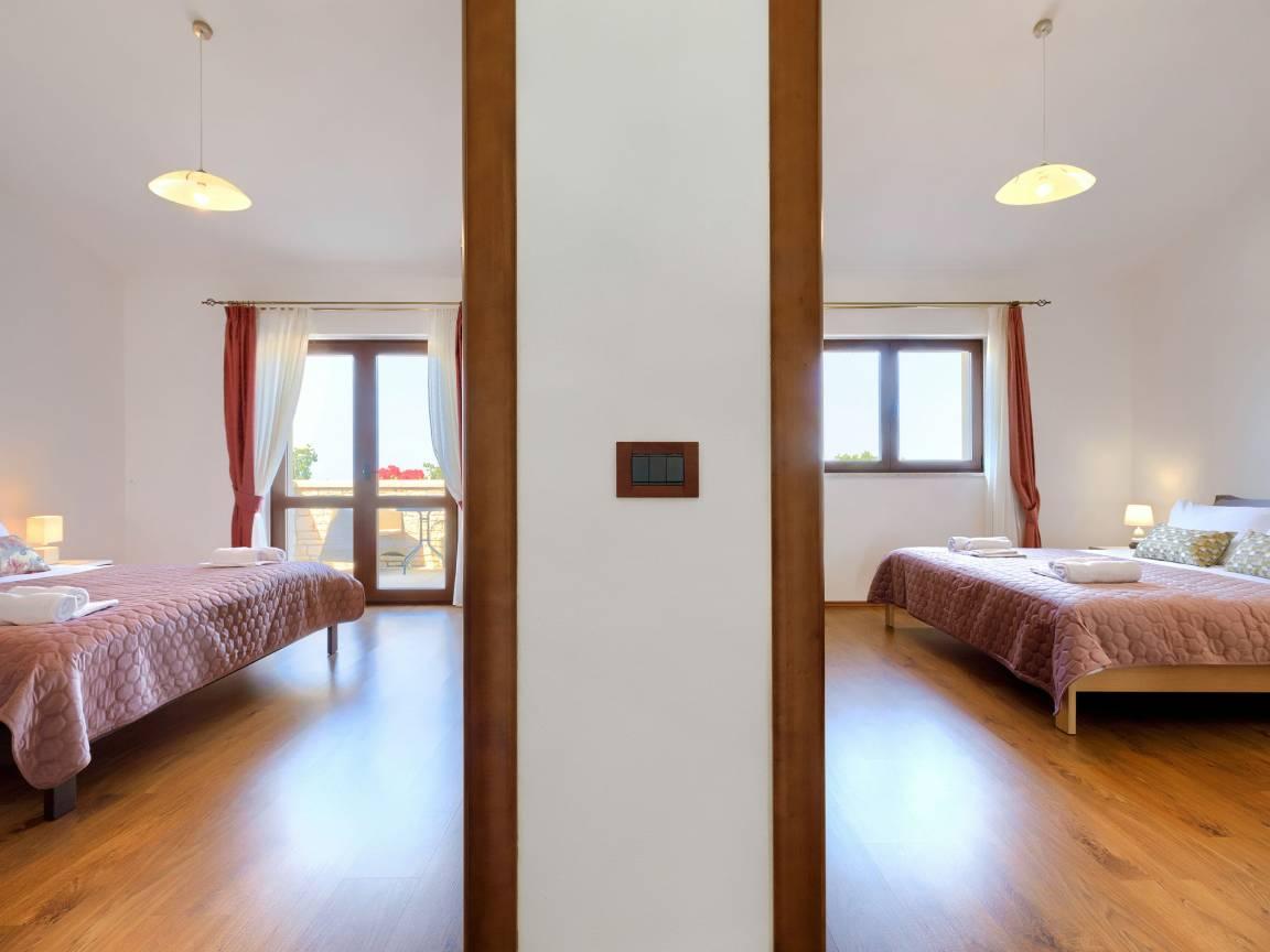 Vakantievilla met privézwembad en jacuzzi in Poreč/Sv. Lovreč, Kroatië voor 8 personen foto 25