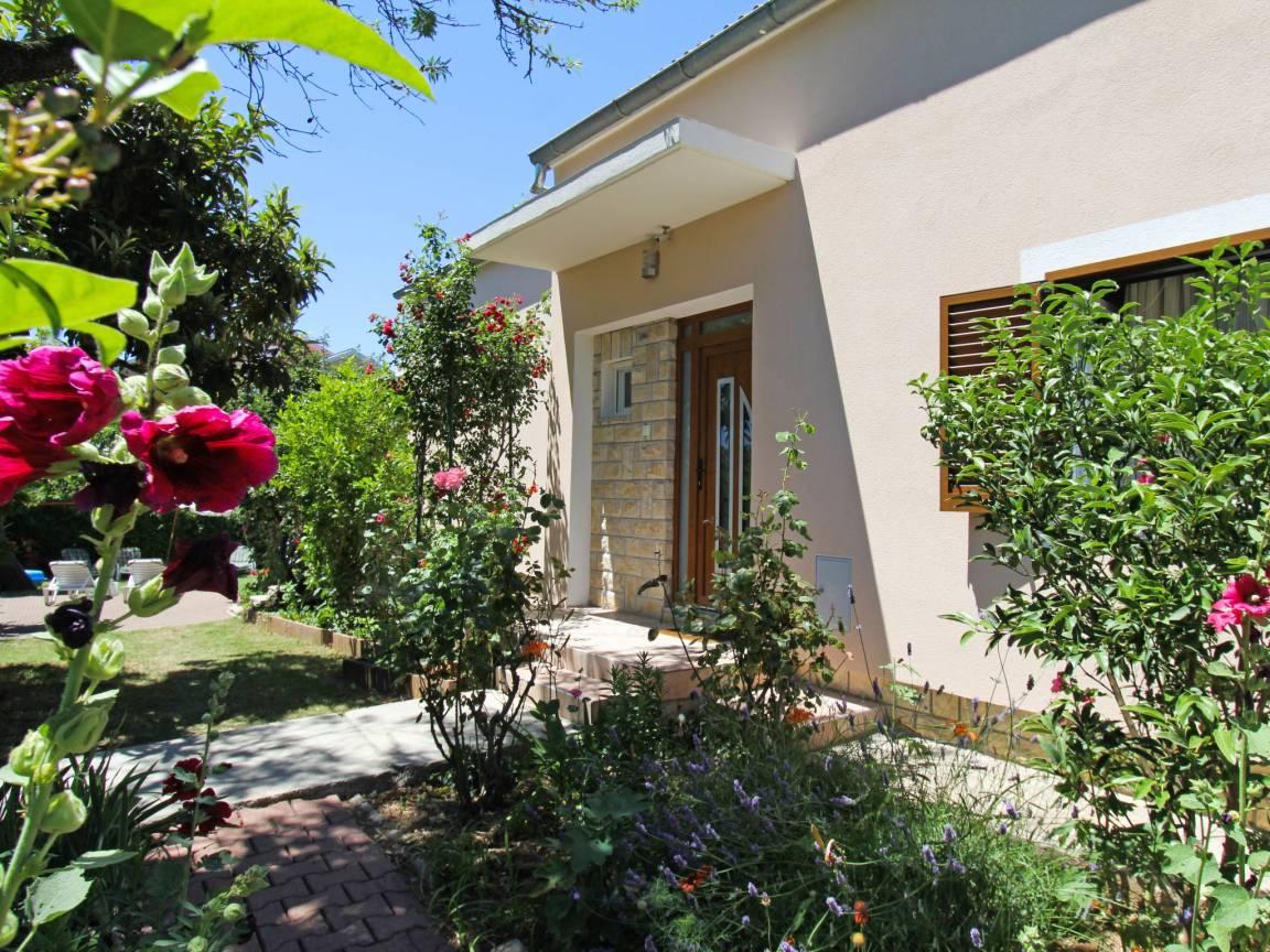 Mihovilka in Sv. Filip i Jakov, Kroatië voor 12 personen foto 19