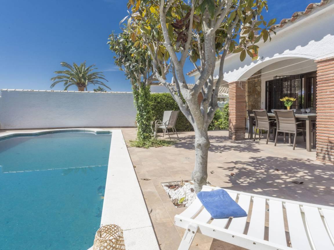 Falconera in Empuriabrava, Spanje voor 8 personen foto 19