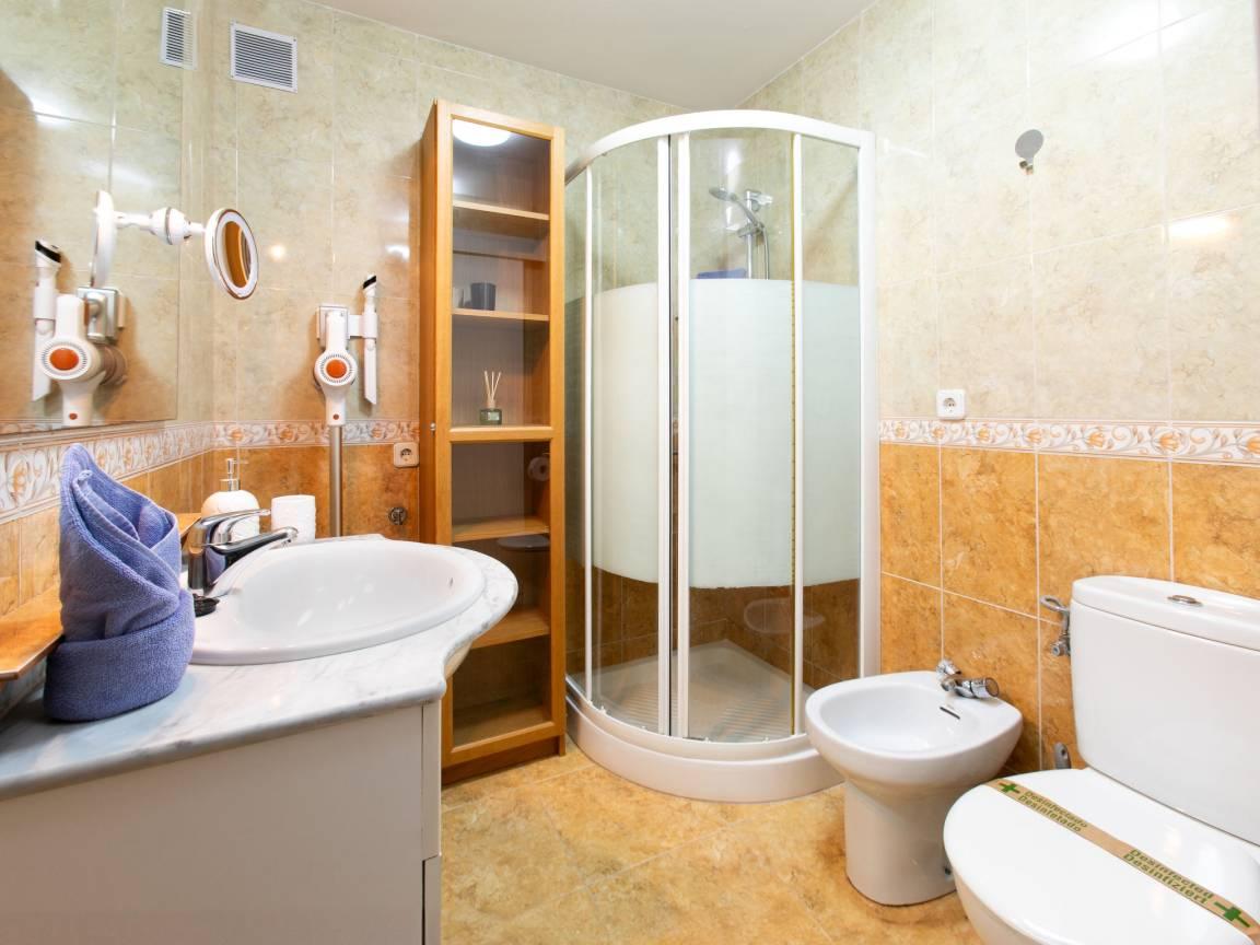 Vakantieappartement met zwembad en ligging bij zee in Nerja, Spanje voor 4 personen foto 21
