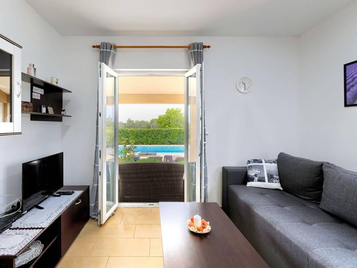 Vakantiehuis met privézwembad en zwembad en 2 slaapkamers en hond toegestaan in Pula, Kroatië voor 6 personen foto 24