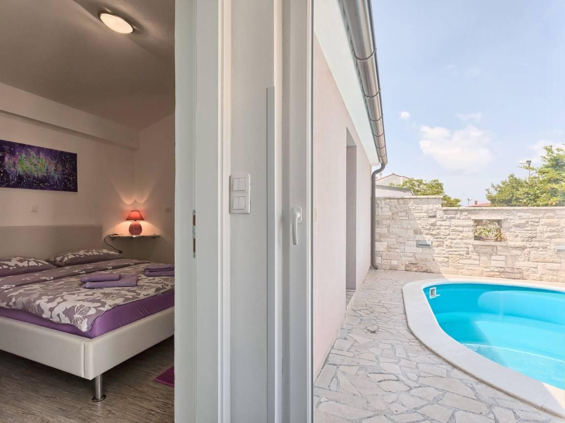 Vakantiehuis met privézwembad en zwembad in Štinjan, Kroatië voor 6 personen foto 24