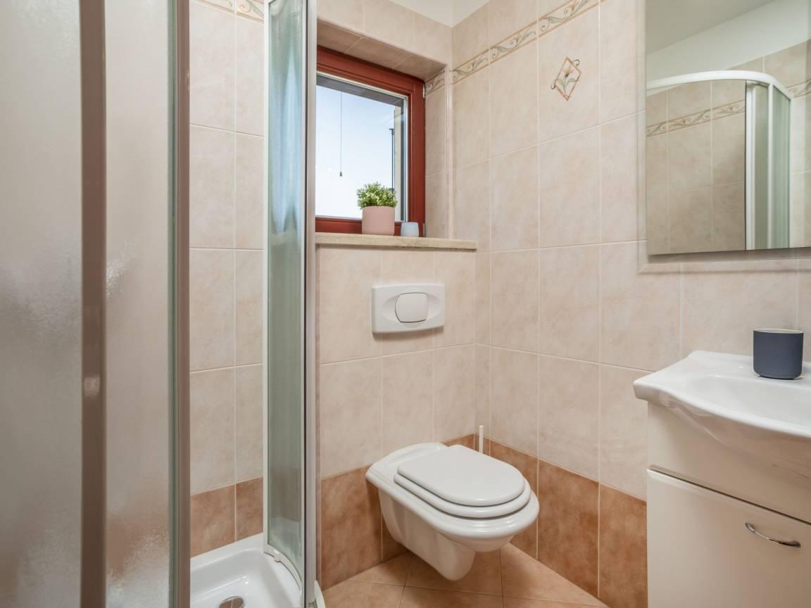 Villa Beach Front in Umag/Bašanija, Kroatië voor 8 personen foto 23