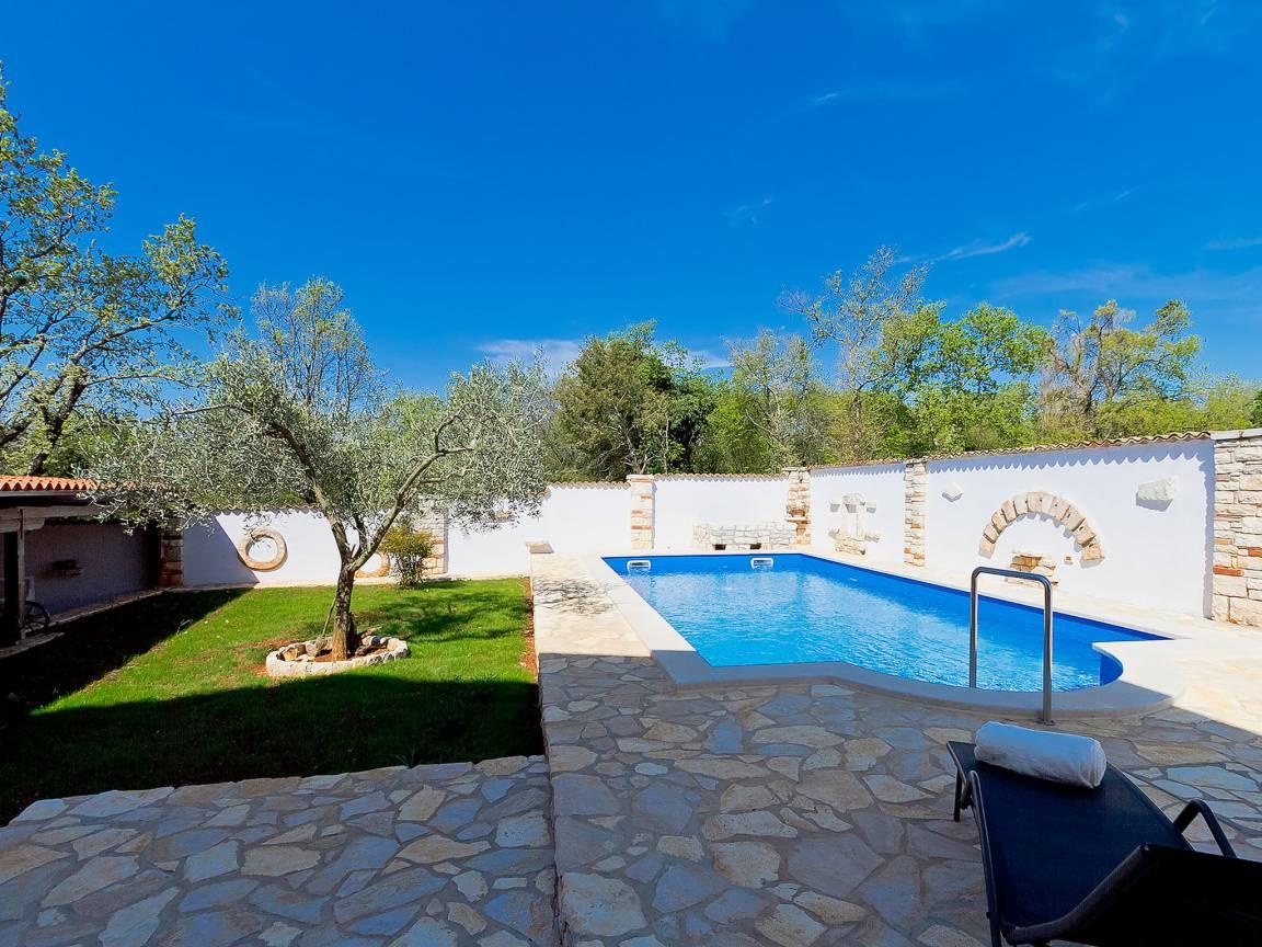 Vakantieappartement met privézwembad en zwembad in Umag, Kroatië voor 6 personen foto 24