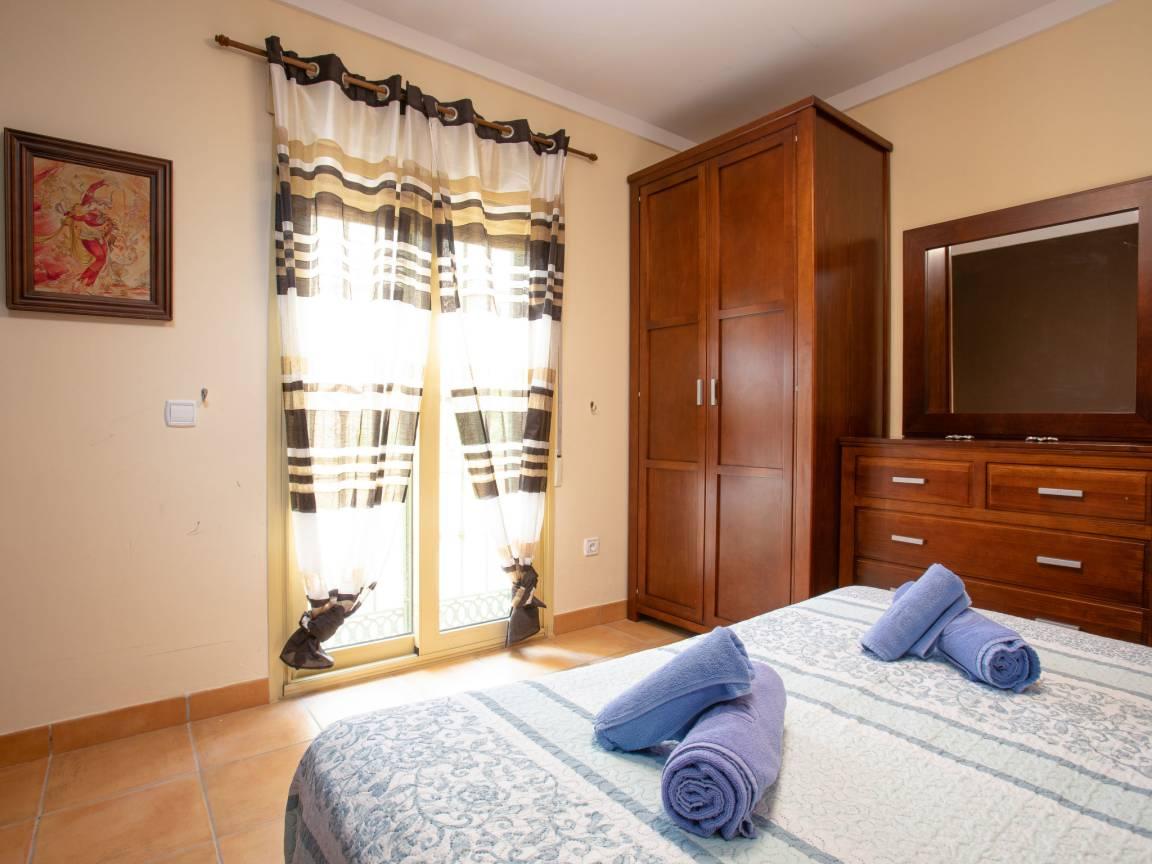 Vakantieappartement met zwembad en ligging bij zee in Nerja, Spanje voor 6 personen foto 24