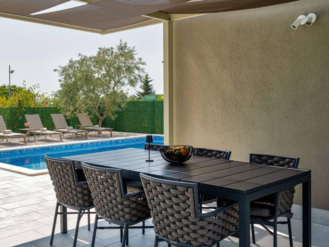 Vakantievilla met privézwembad en jacuzzi in Pula/Vodnjan, Kroatië voor 10 personen foto 19