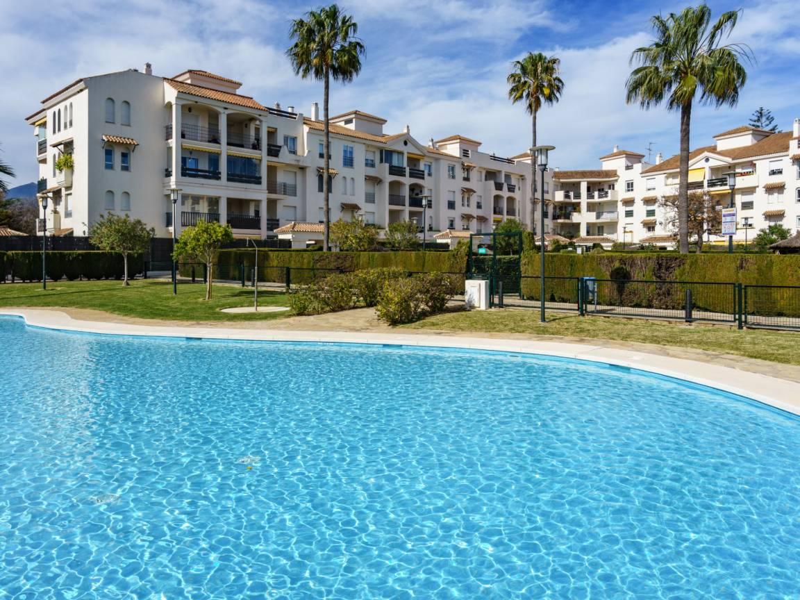 Vakantieappartement met zwembad en ligging bij zee in Marbella, Spanje voor 4 personen foto 23