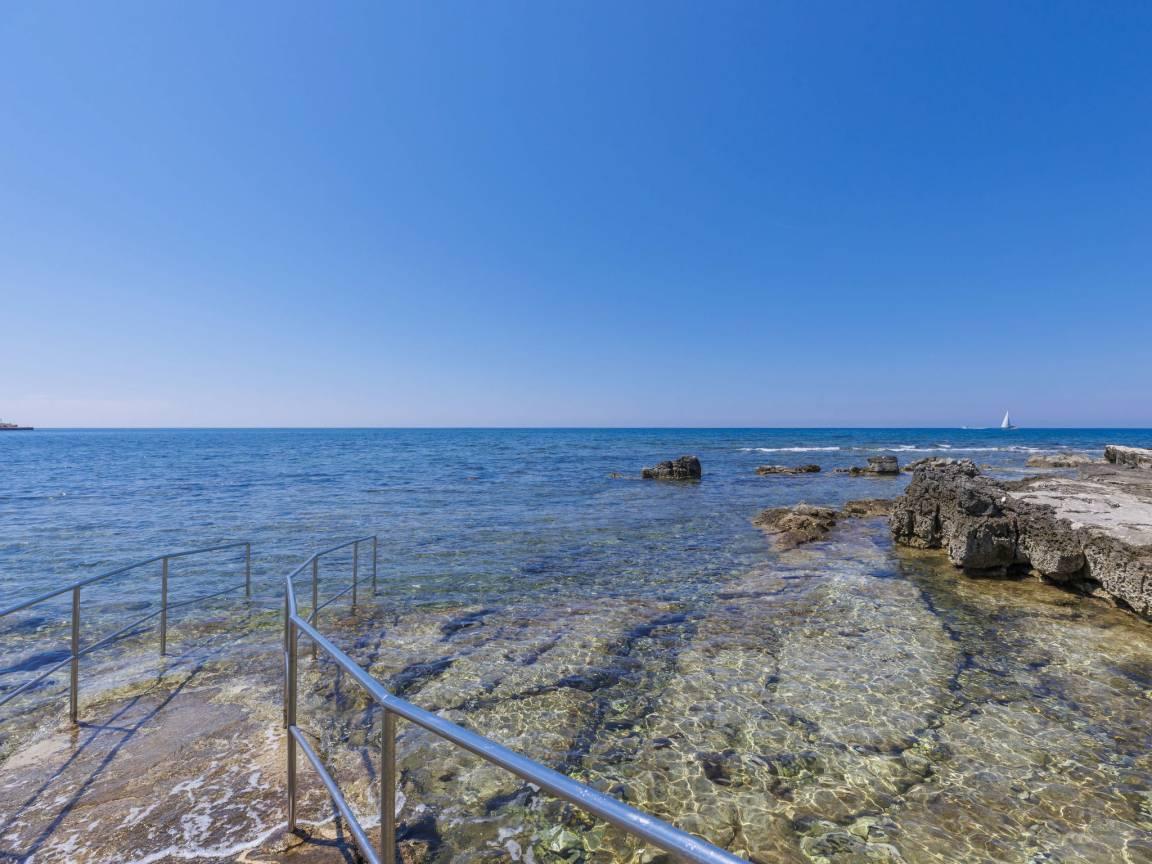 Vakantiehuis met ligging bij zee en speeltuin in Umag, Kroatië voor 6 personen foto 22