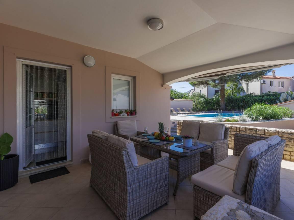 Vakantieappartement met privézwembad en zwembad in Štinjan, Kroatië voor 6 personen foto 20