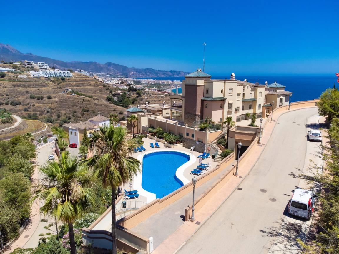 Vakantieappartement met zwembad en ligging bij zee in Nerja, Spanje voor 6 personen foto 19