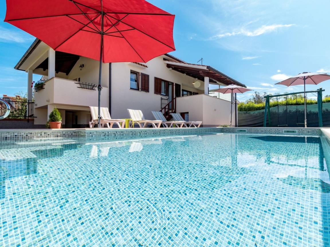 Vakantiehuis met privézwembad en zwembad in Motovun, Kroatië voor 8 personen foto 24