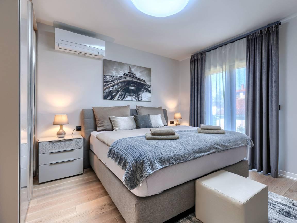 Vakantieappartement met ligging bij zee en speeltuin in Poreč, Kroatië voor 4 personen foto 24