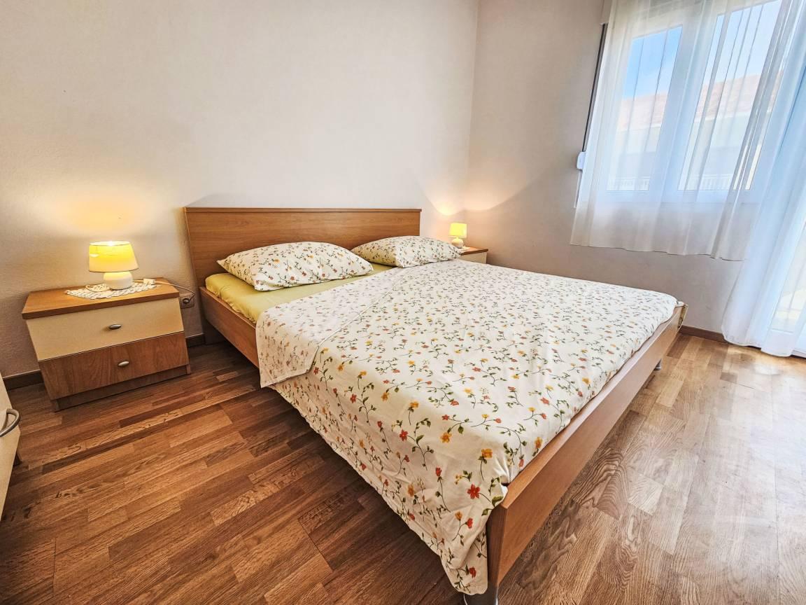 Vakantiehuis met zeezicht en zwembad in Vinišće, Kroatië voor 12 personen foto 20