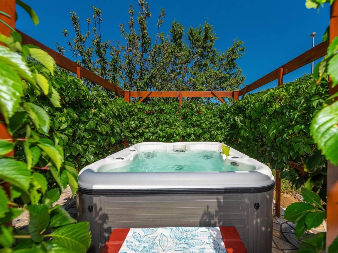 Vakantiehuis met jacuzzi en hottub in Novigrad (Zadar), Kroatië voor 8 personen foto 21
