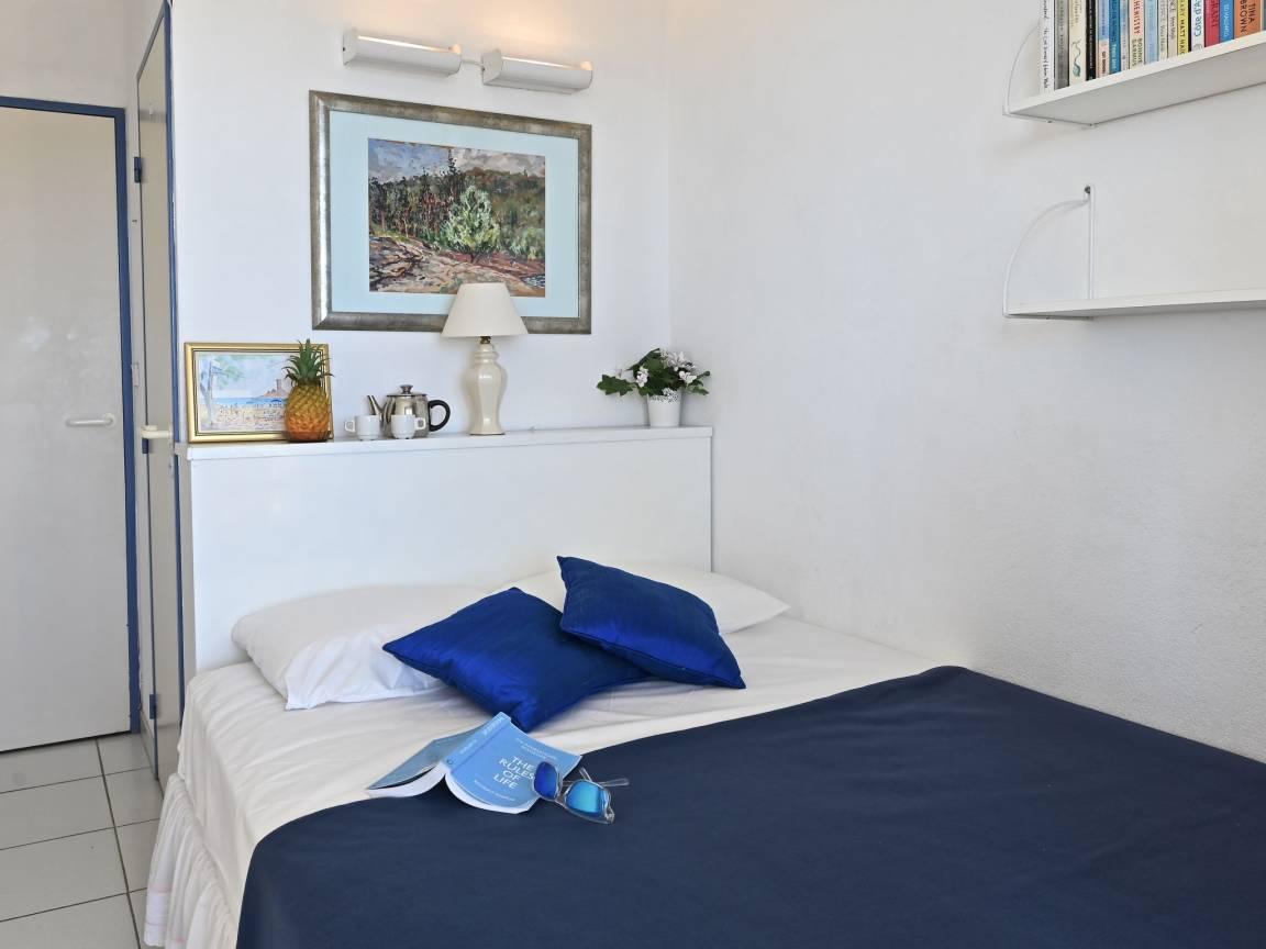 Les Bastides met 3 slaapkamers, 2 badkamers en zwembad in Agay Village Cap Esterel, Frankrijk voor 6 personen foto 19