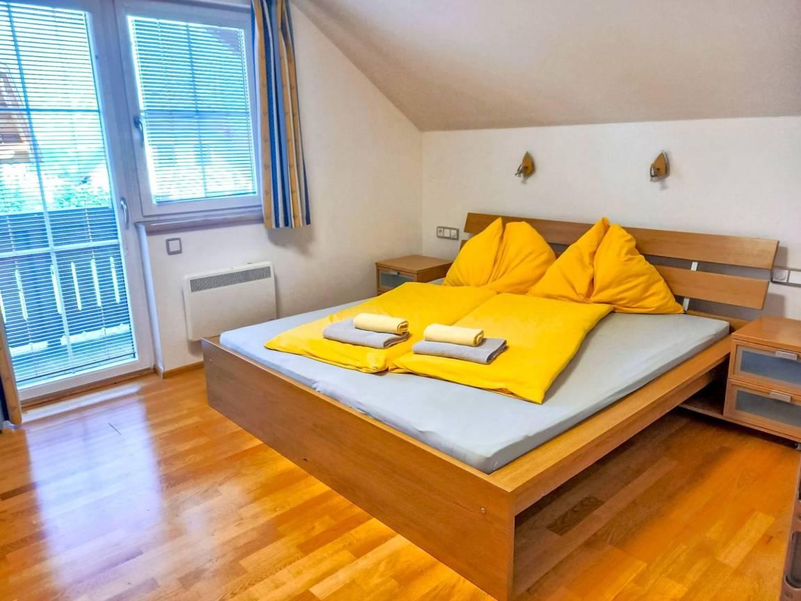 Chalet met jacuzzi en hottub in Sankt Margarethen im Lungau, Oostenrijk voor 6 personen foto 24