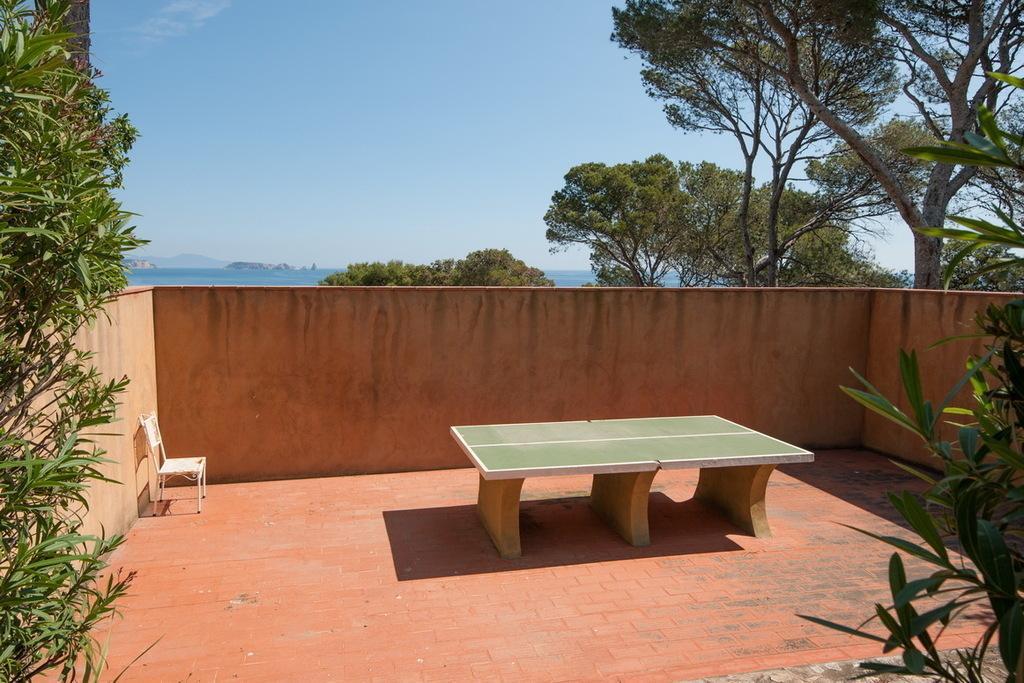 185 - B-525 Villa Victoria Prachtige ruime villa in Begur, Spanje voor 8 personen foto 36