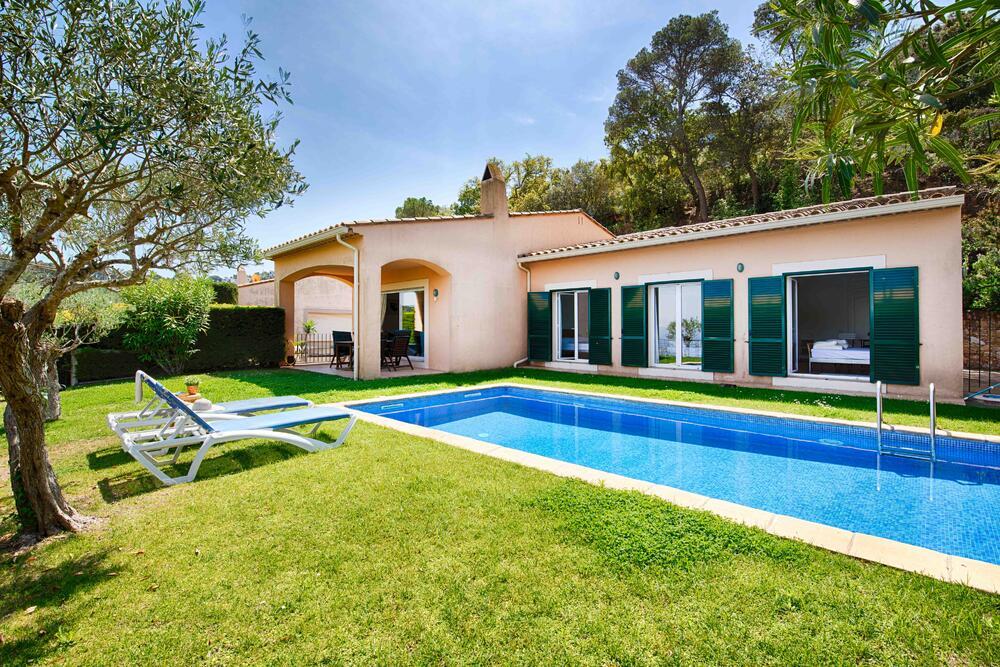 Villa Flor, vakantievilla in Begur, Spanje voor 6 personen