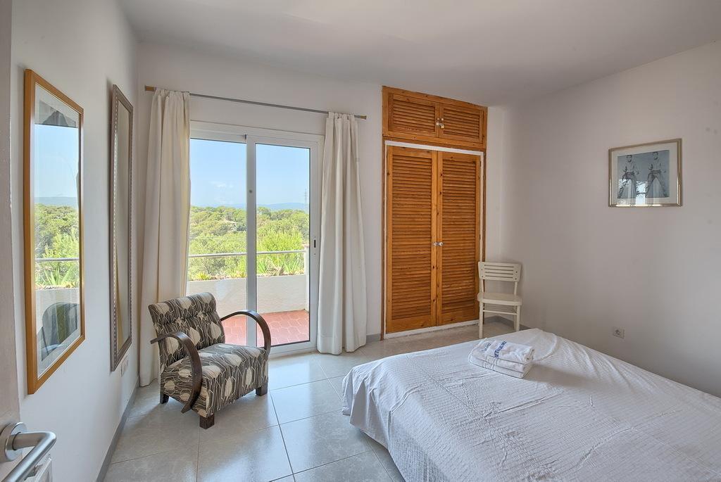 1758 - B-118 Villa Amapola Deze moderne en luxe villa is gelegen in de wijk in Begur, Spanje voor 10 personen foto 22