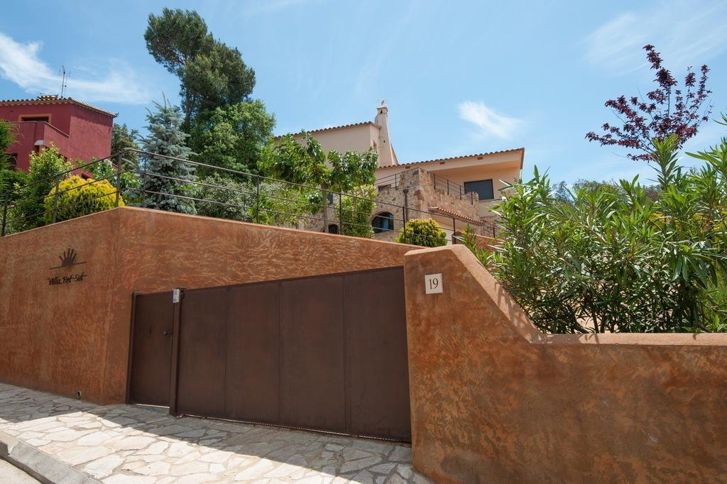 1928 - B-119 Villa Helma De vakantiewoning Villa Helma heeft drie 2-persoons in Begur, Spanje voor 6 personen foto 31