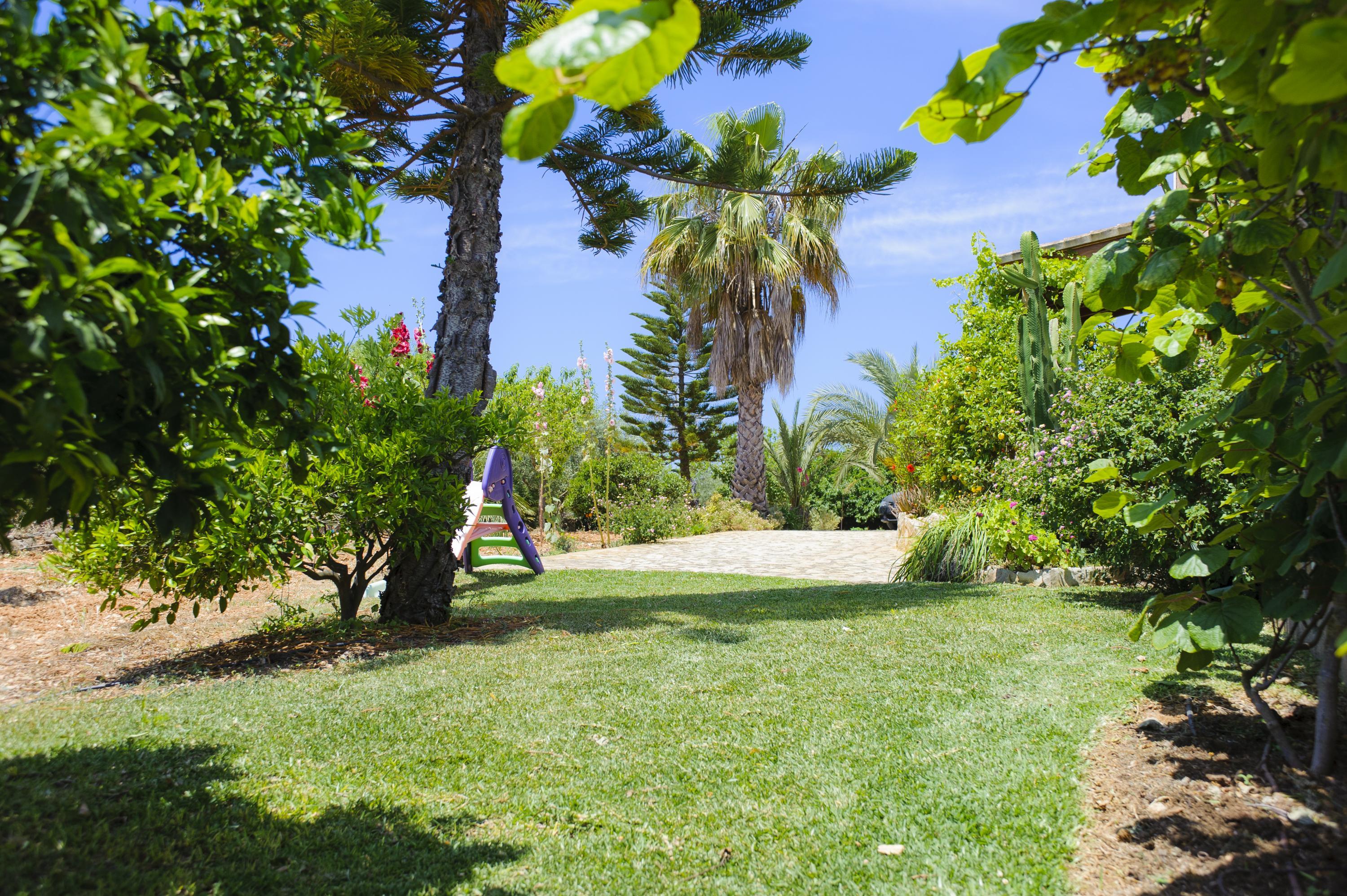 Villa Cas Concos - Prachtig en zeer rustig gelegen villa in het zui in Cala D Or, Spanje voor 9 personen foto 7