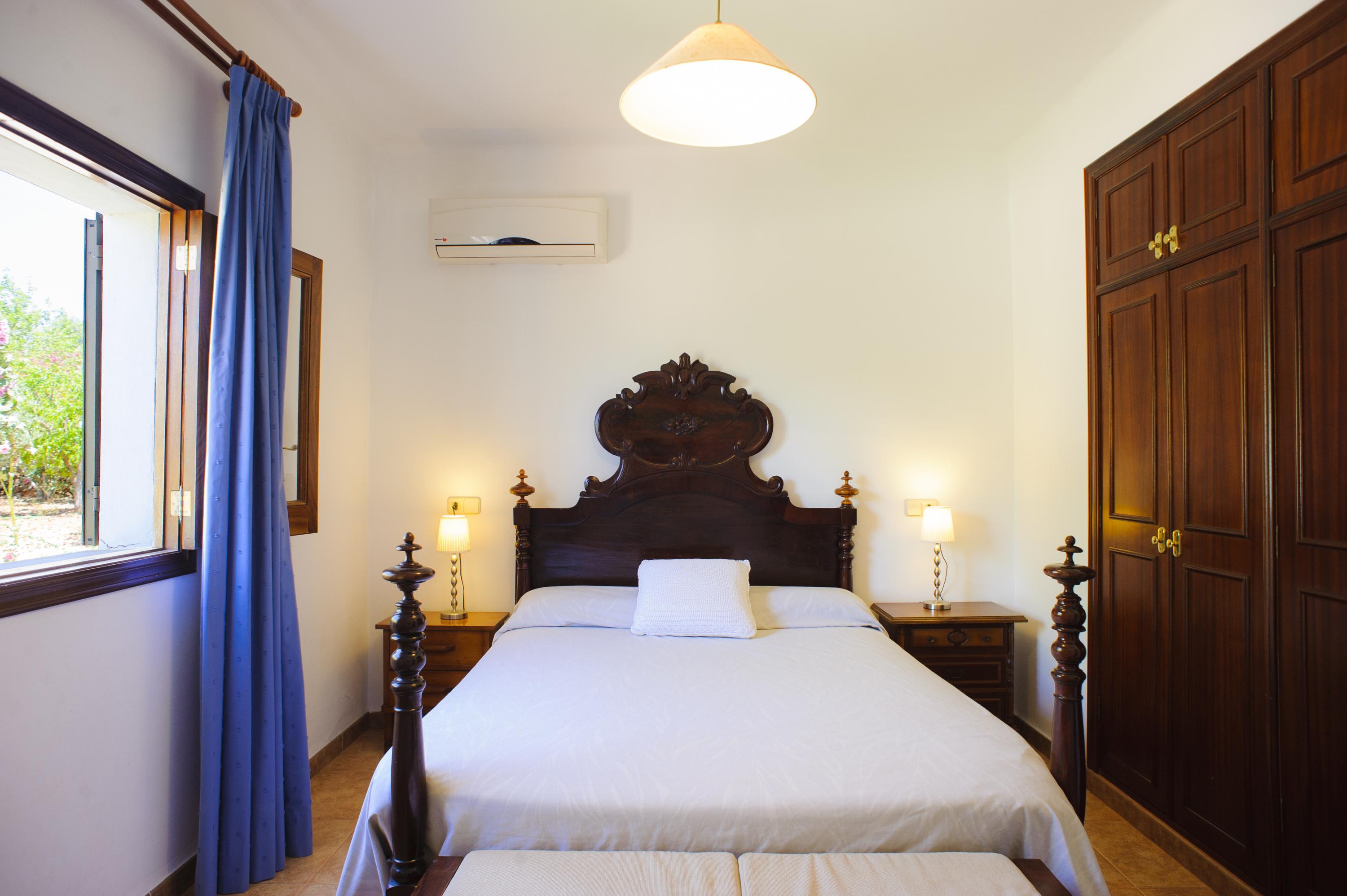 Villa Cas Concos - Prachtig en zeer rustig gelegen villa in het zui in Cala D Or, Spanje voor 9 personen foto 23