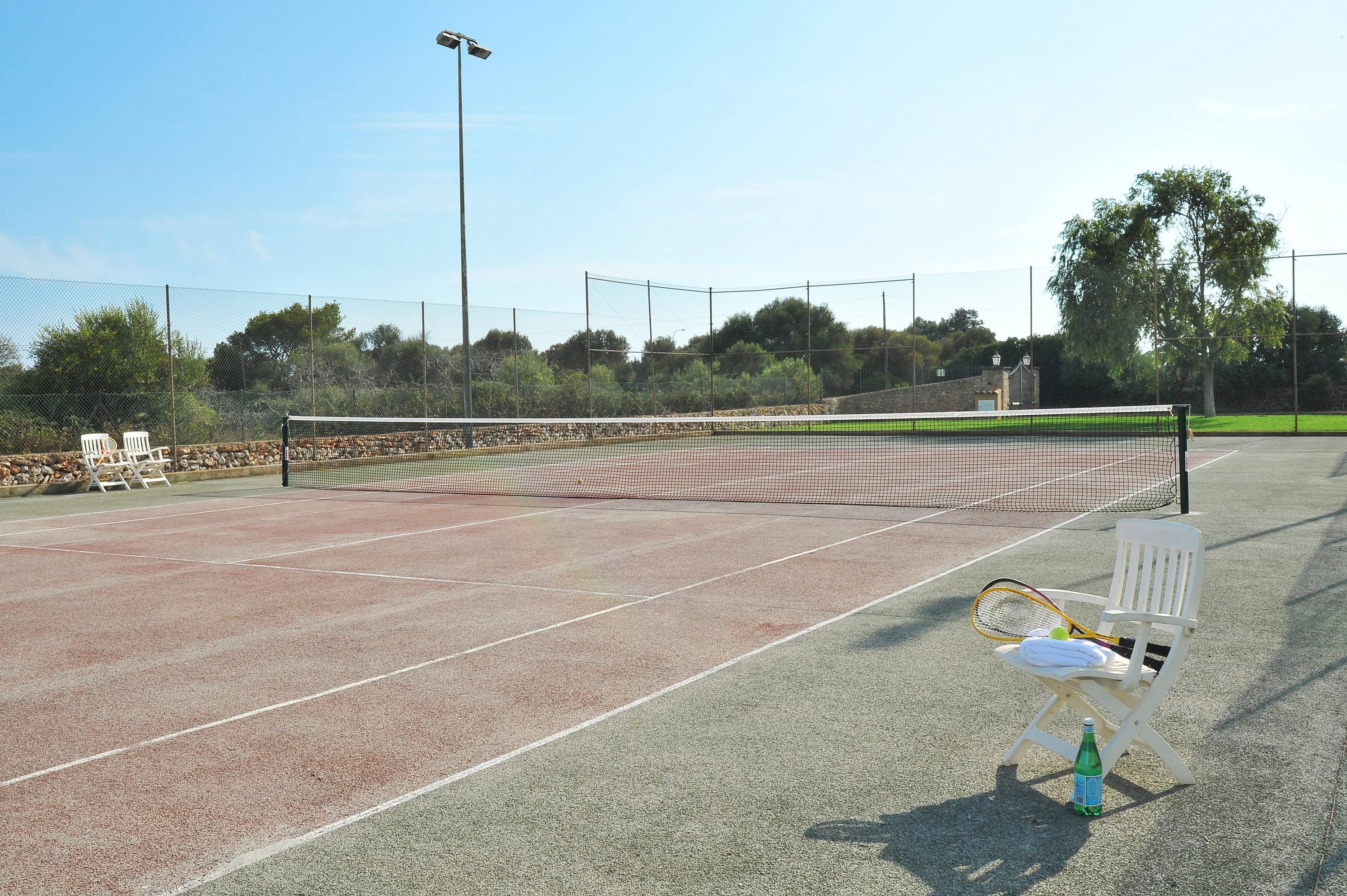 Villa Mitjana - Grote. villa op Mallorca met privé tennisba in Cala D Or, Spanje voor 10 personen foto 7