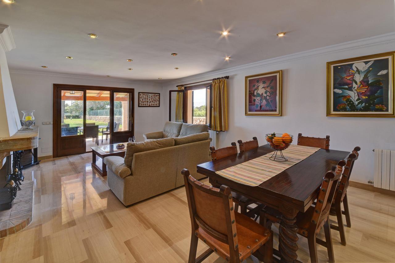 Villa Mitjana - Grote. villa op Mallorca met privé tennisba in Cala D Or, Spanje voor 10 personen foto 24