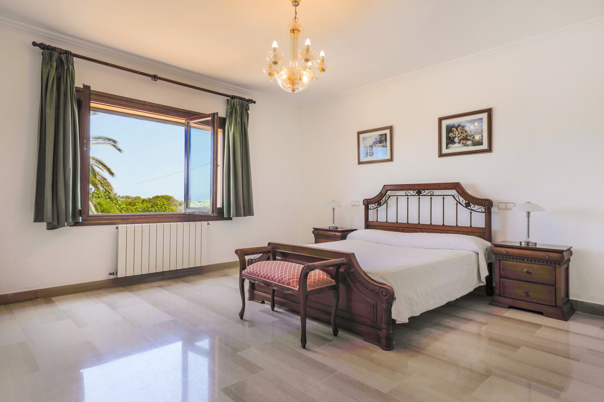 Villa Mitjana - Grote. villa op Mallorca met privé tennisba in Cala D Or, Spanje voor 10 personen foto 31