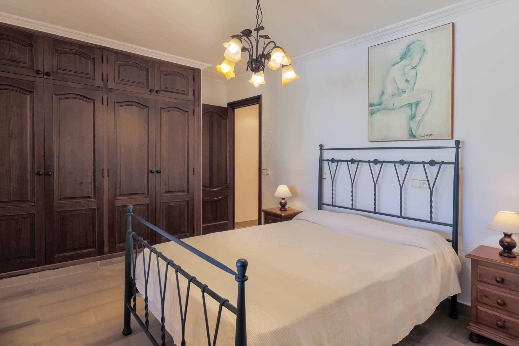 Villa Mitjana - Grote. villa op Mallorca met privé tennisba in Cala D Or, Spanje voor 10 personen foto 37