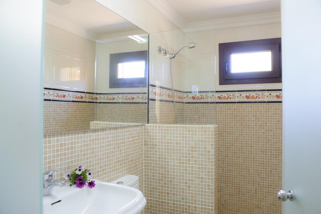 Villa Mitjana - Grote. villa op Mallorca met privé tennisba in Cala D Or, Spanje voor 10 personen foto 43