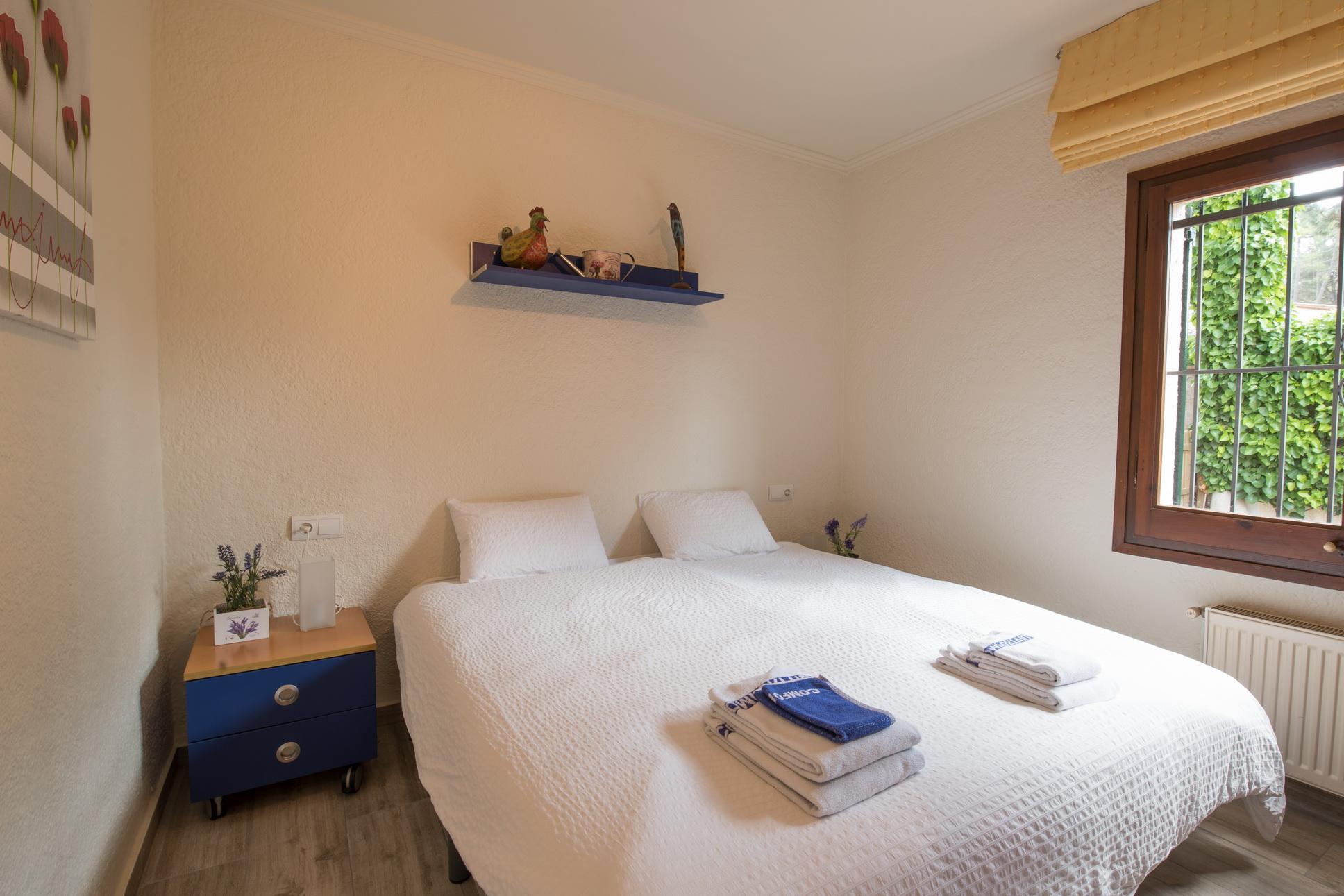 7988 - Casa Fleur Deze vrijstaande woning ligt in de wijk Residencial de Begur en is in Begur, Spanje voor 11 personen foto 29