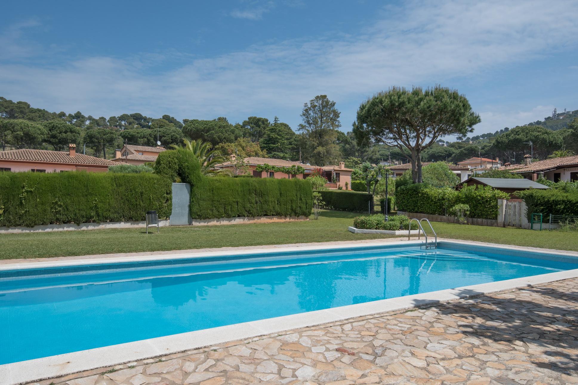 7988 - Casa Fleur Deze vrijstaande woning ligt in de wijk Residencial de Begur en is in Begur, Spanje voor 11 personen foto 32