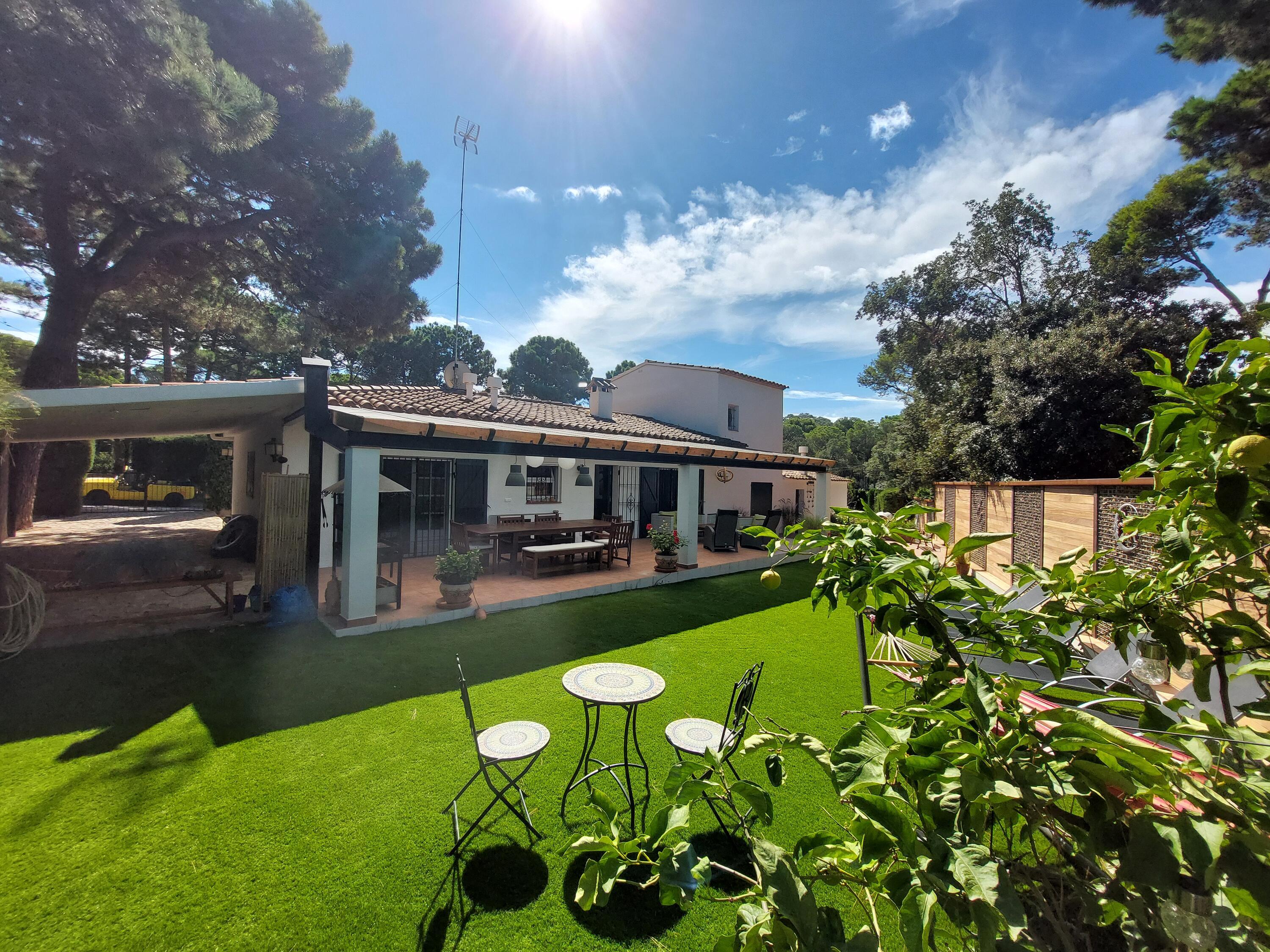7988 - Casa Fleur Deze vrijstaande woning ligt in de wijk Residencial de Begur en is in Begur, Spanje voor 11 personen foto 35