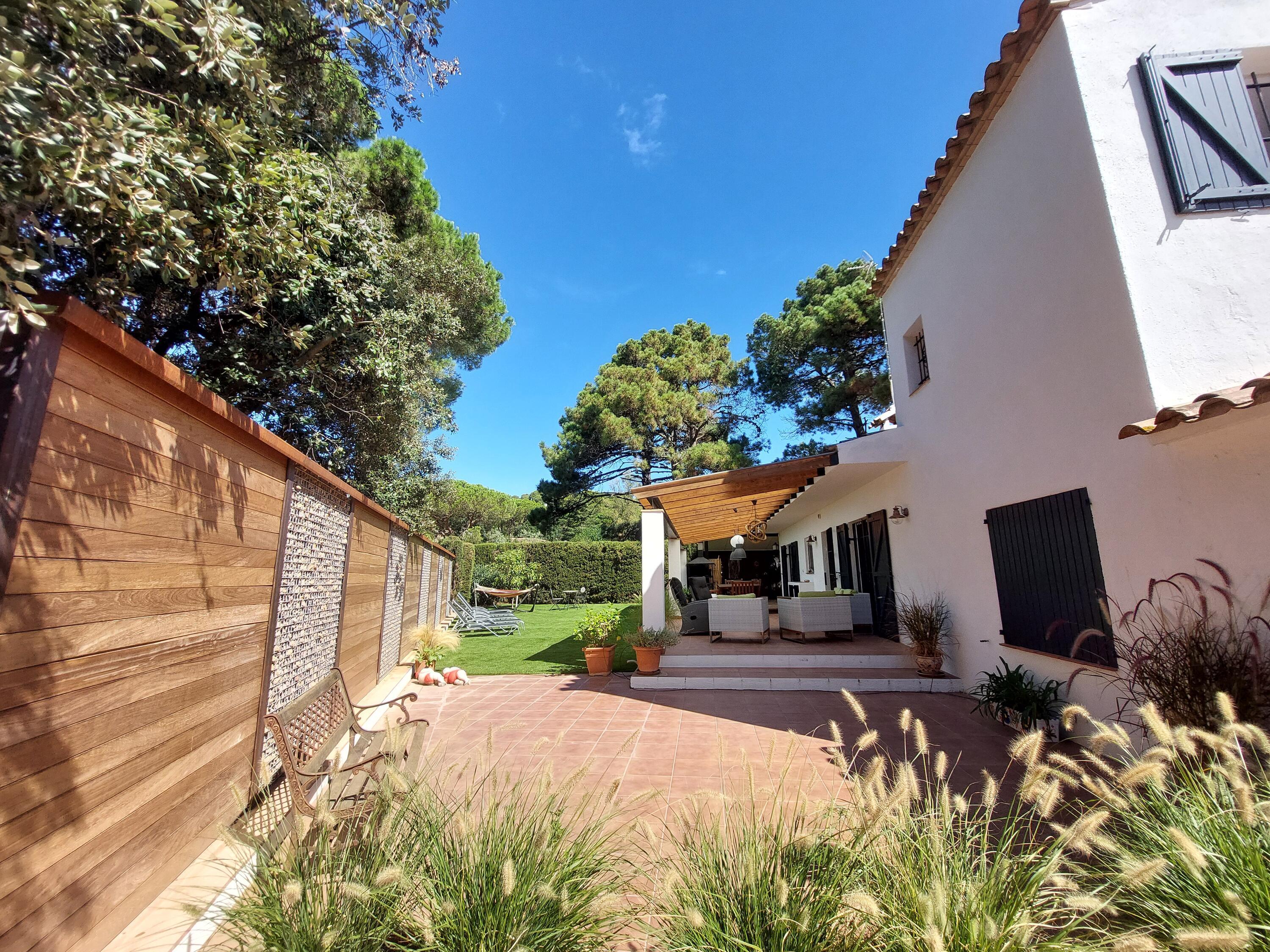 7988 - Casa Fleur Deze vrijstaande woning ligt in de wijk Residencial de Begur en is in Begur, Spanje voor 11 personen foto 30