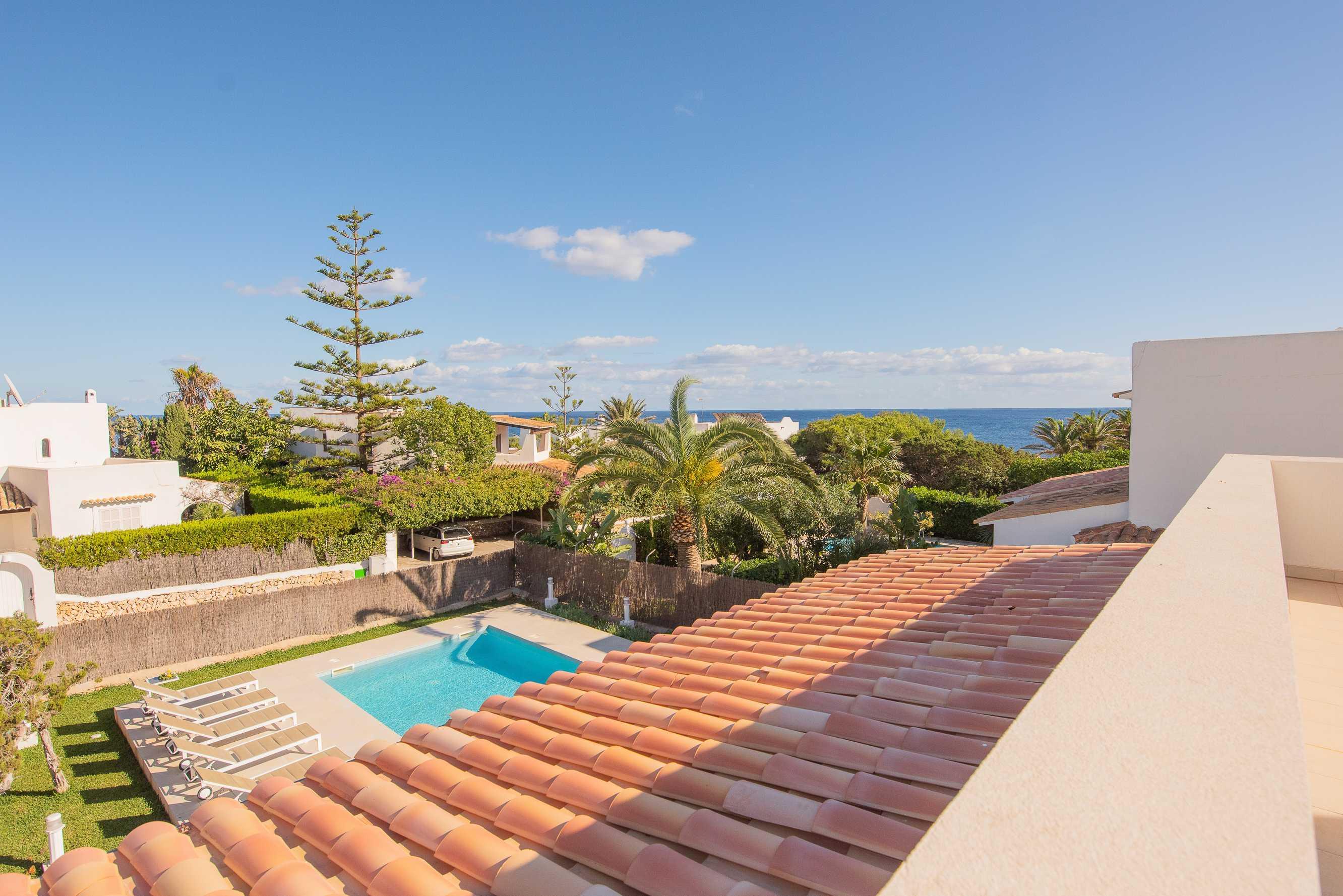 Villa Menorca - Moderne, ruime en rustig gelegen. villa in Cala D Or, Spanje voor 8 personen foto 5